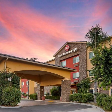 Best Western Plus Wasco Inn & Suites Экстерьер фото